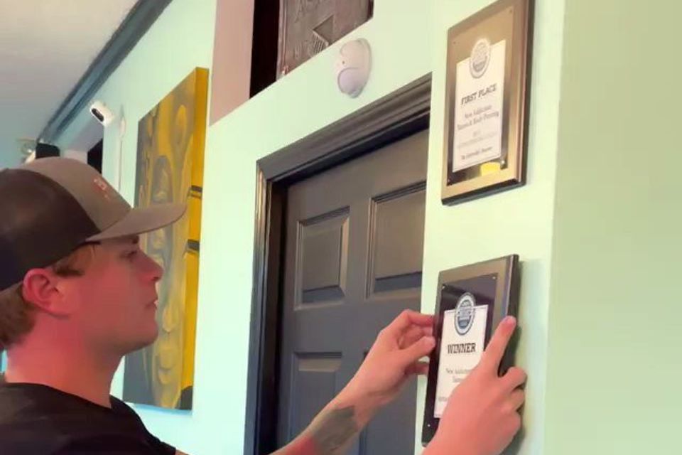 Bryans winner plaque video moment