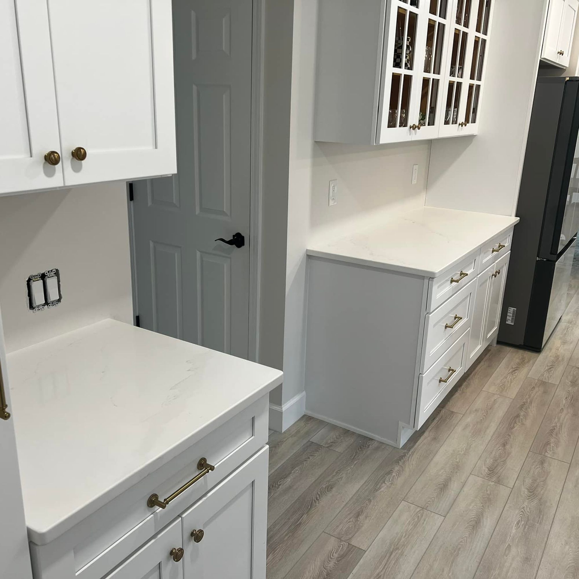 Farmhouse Transitional Kitchen Remodel by EGC Granite and Quartz Inc. project photo 2