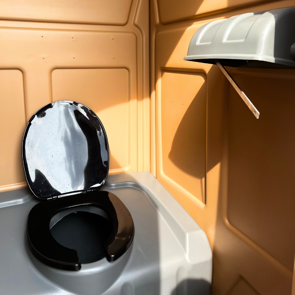 Construction Porta Potty