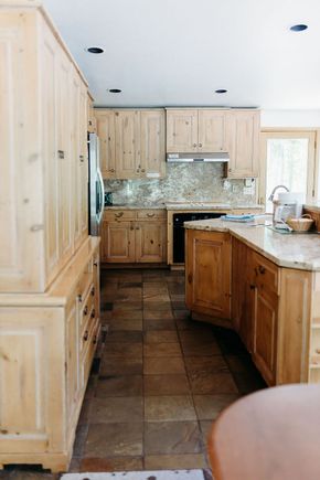 Riverwood 4329