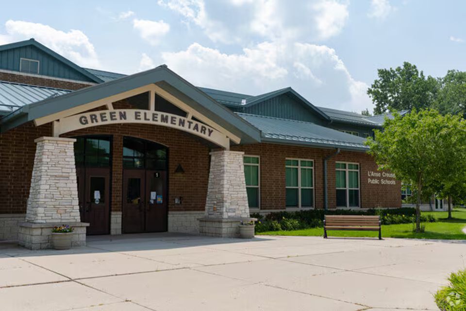 Green elementary school chesterfield mi public school