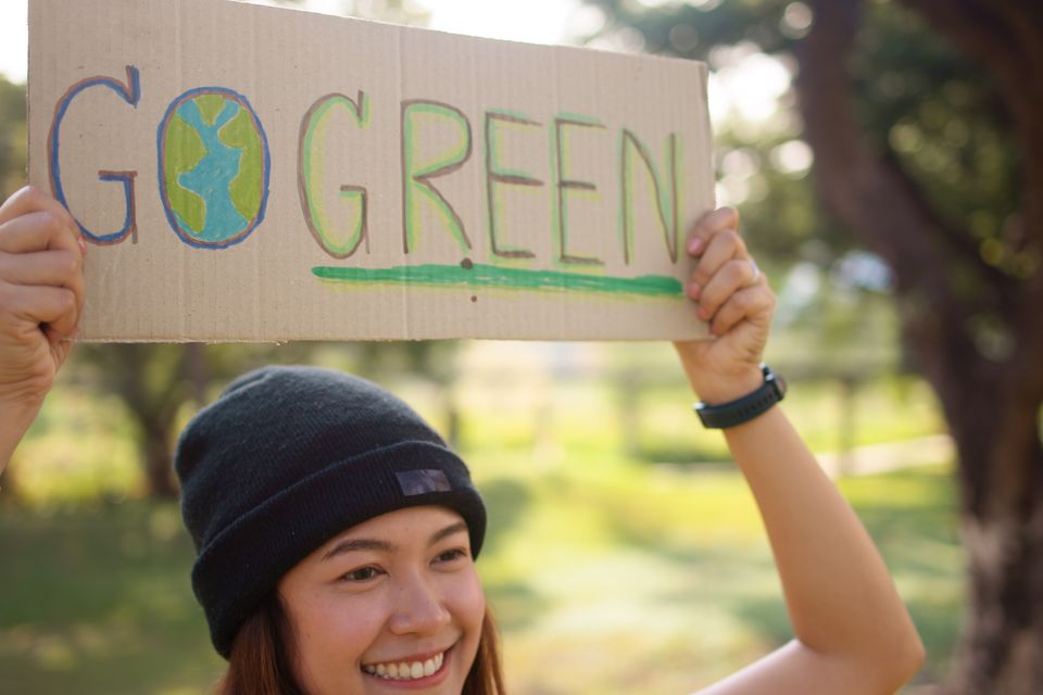 Shutterstock 2553341499