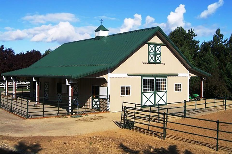 Riding arenas and barns e min