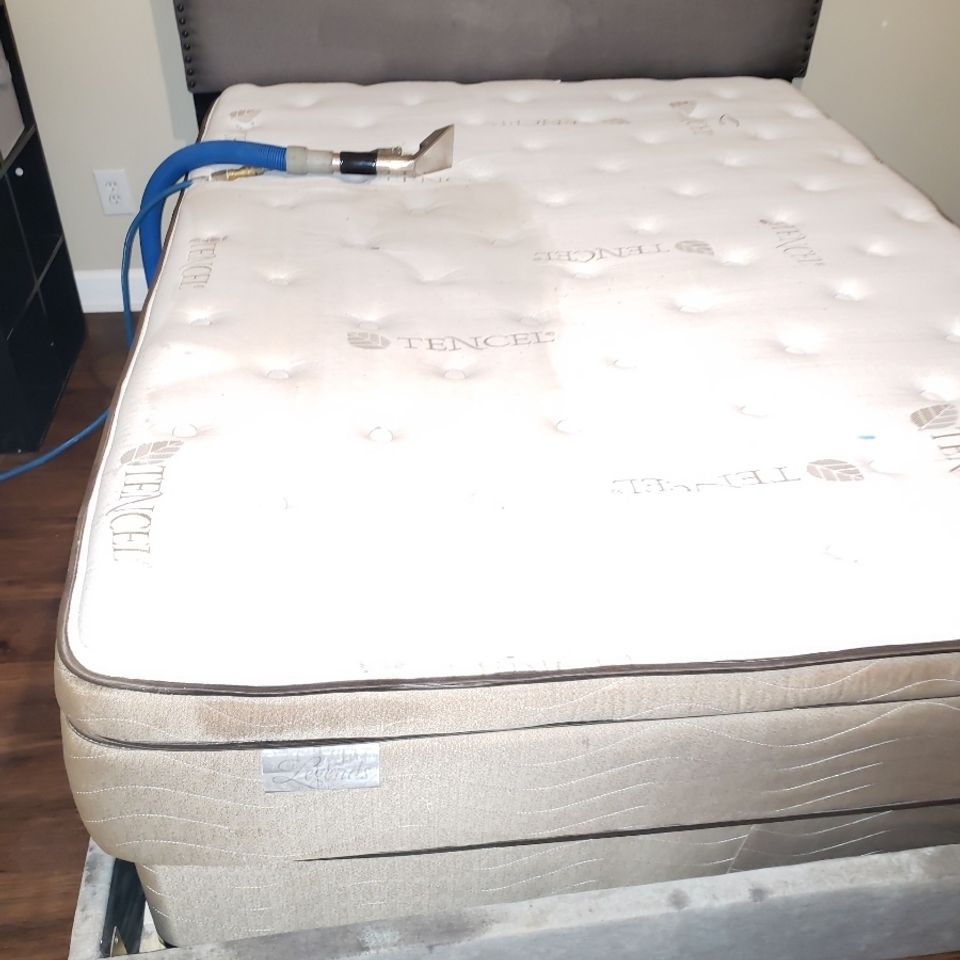 Mattress before (2)