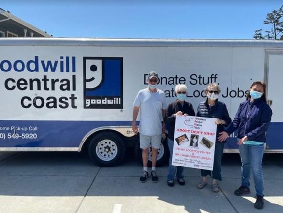 Goodwill volunteers