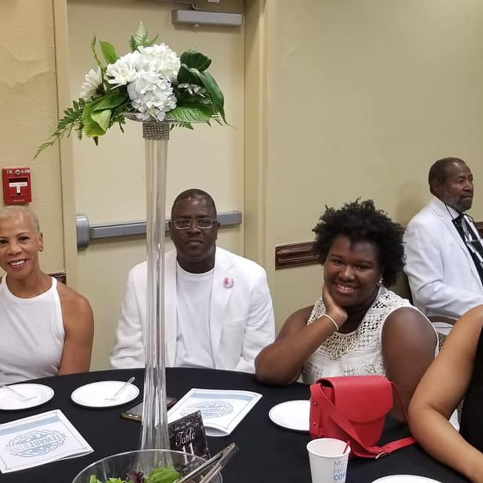 37304184 10214934754236633 4498311195484225536 o orig