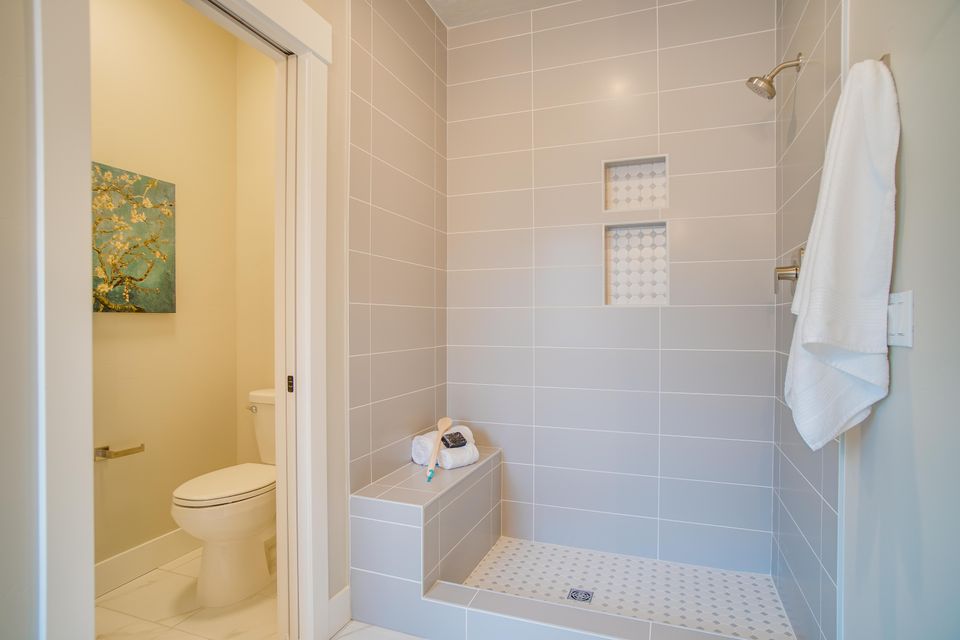 22777 elsie st caldwell 54