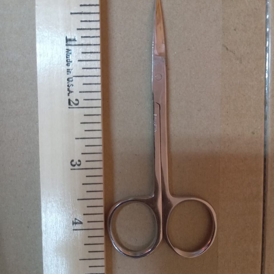 Dissecting or medical scissors p2