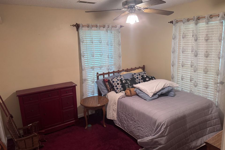 Bedroom ashton cir
