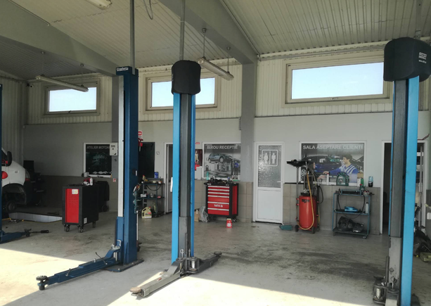 mecanic auto pascani Adrian mag