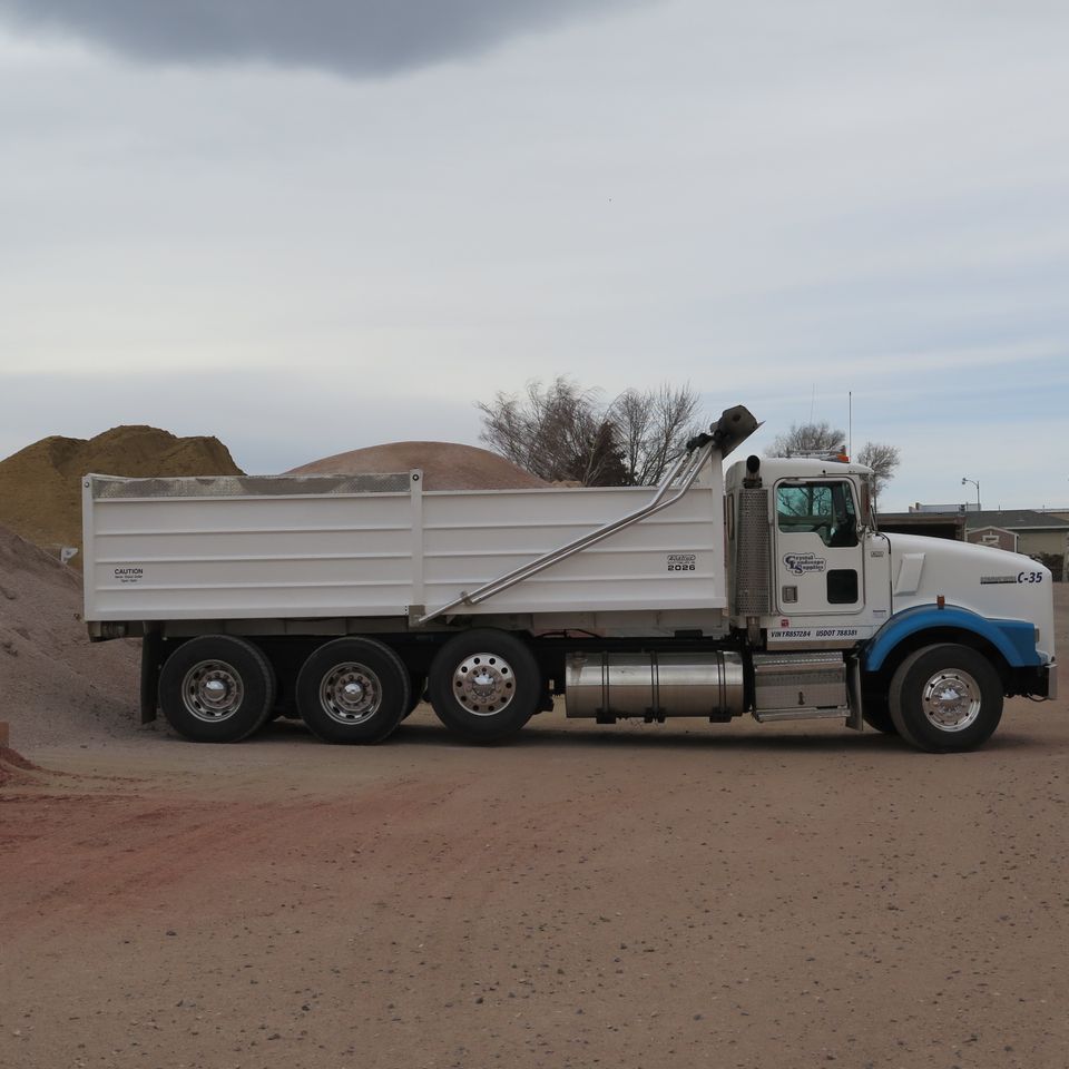 Crystal landscape loveland delivery trucks fleet (3)20180408 23953 1us0c0u