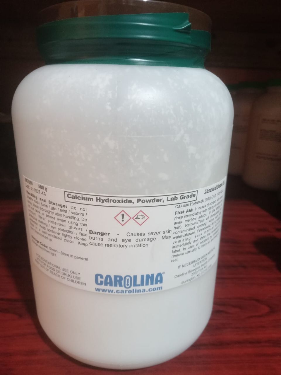 Calcium hydroxide powder lab grade