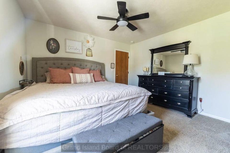 4063 palace dr grand island  ne 68803 b 9