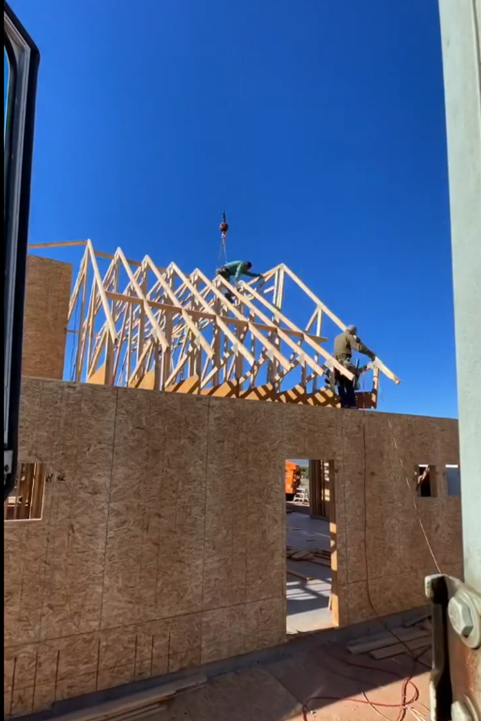 Setting attic trusses