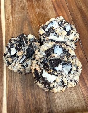 Three  delicious cookies and cream cookies