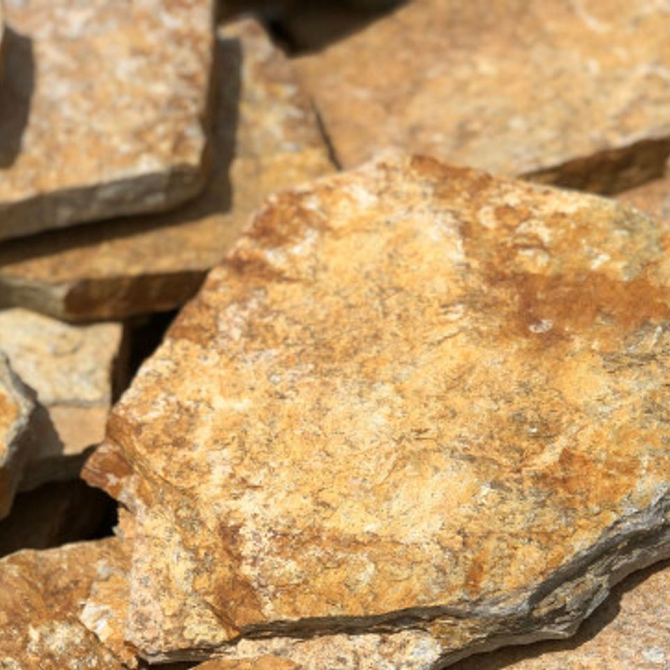 Stone buck