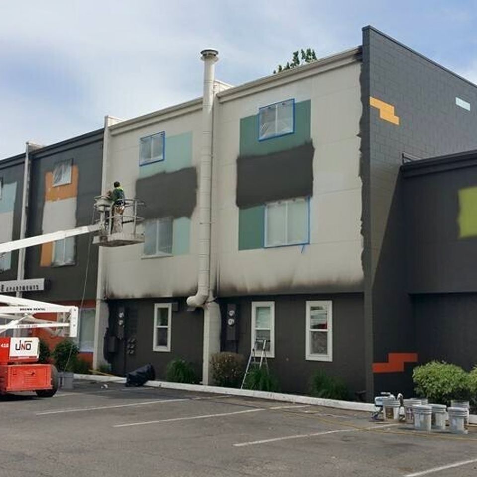 Painting commercial exterior in downtown boise