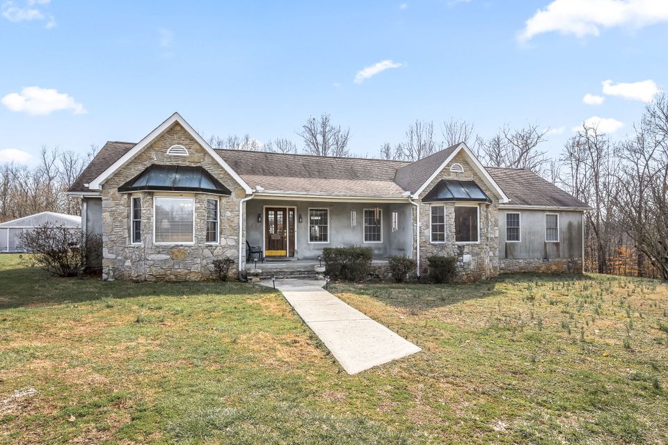 5 web or mls 390 paradise ln exteriors   clear lens real estate photography 4