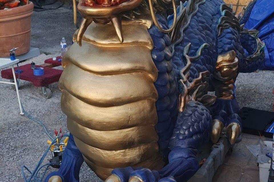Chinese dragon statue