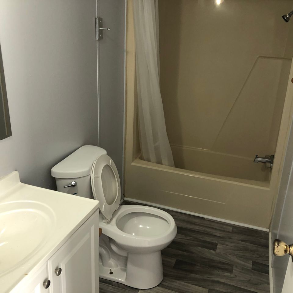 Master bath 49