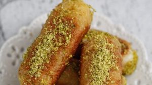 Kunafa rolls 480x270