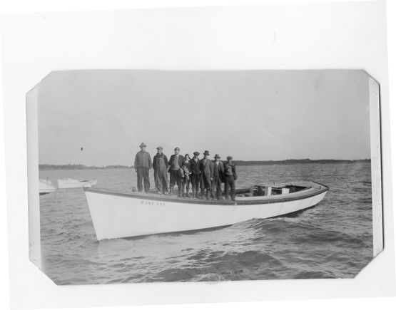 Mw370 mary ann  1935 boat race winner