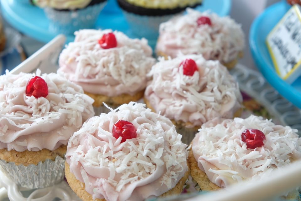A01 coconut cupcakes 7395