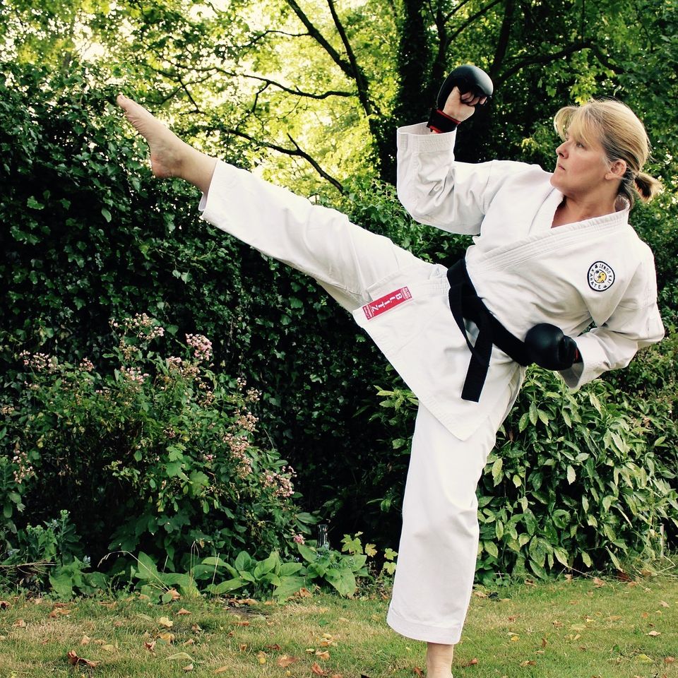 Karate g44c64c33a 1920