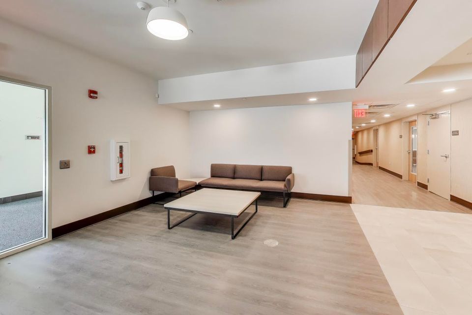 Hamlin avenue apartments (11)