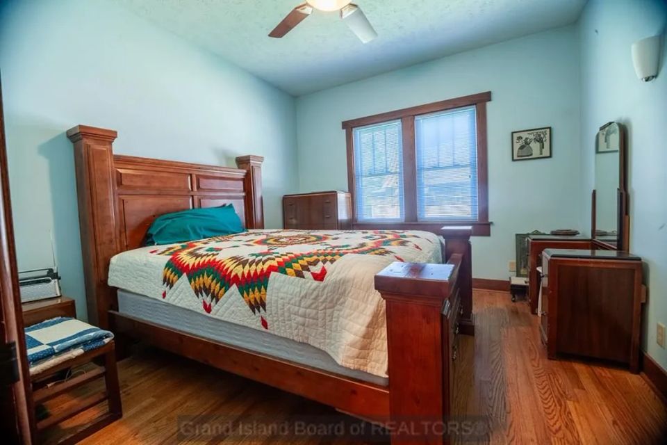 2104 w state st grand island b 7