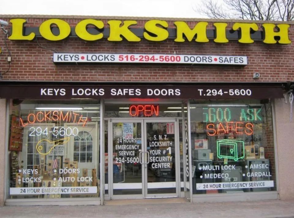 Snz locksmith gallery1 1920w