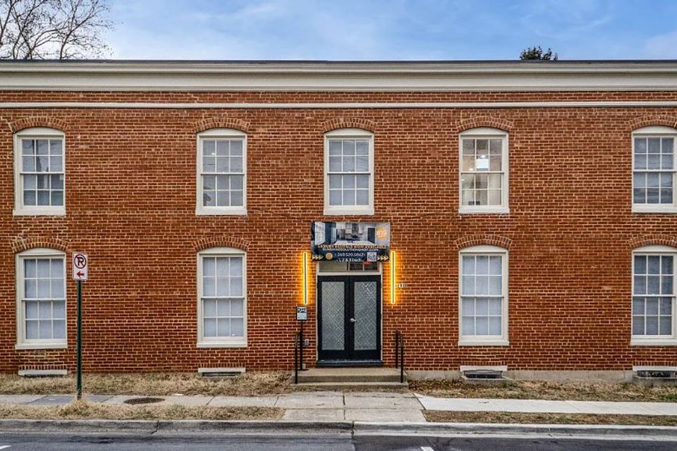 191 w all saints st  1