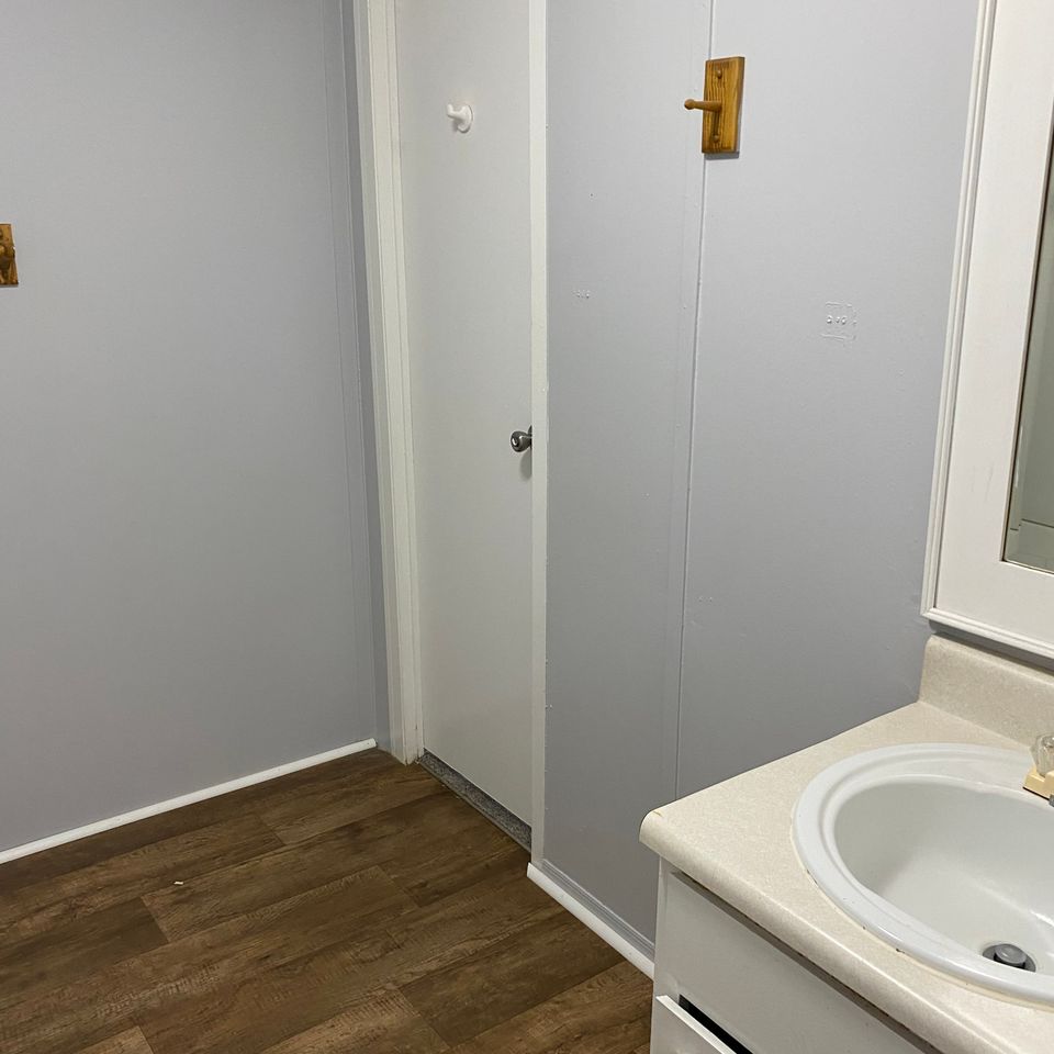 8555 spare bath b