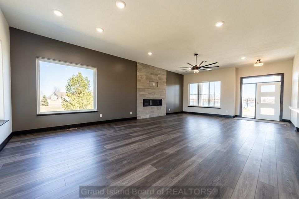 431 ponderosa grand island  ne 68803 a 2