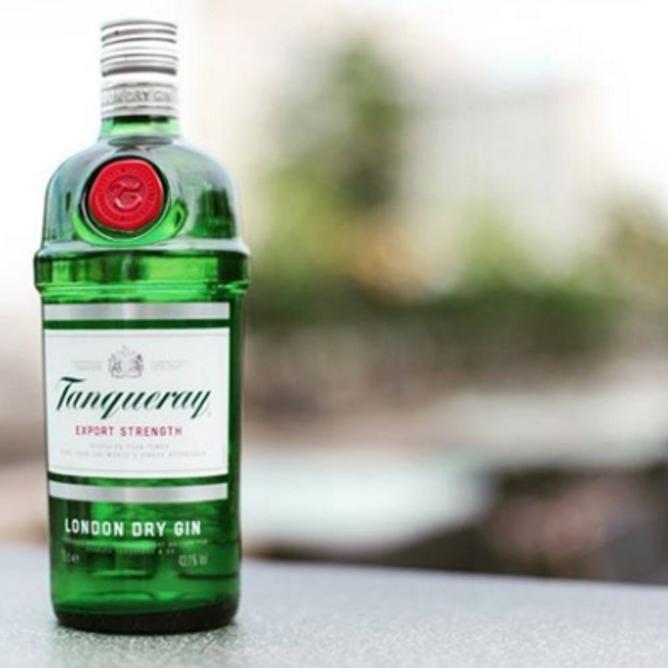 Tanqueray gin20170519 31319 maq3vj