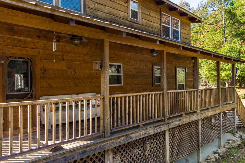 Laura nobles 109 county road 9080 5