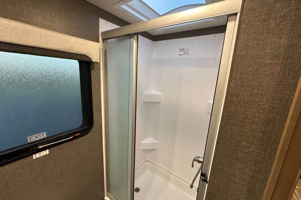 600358617 26137339845868584 2237938782902289282 n