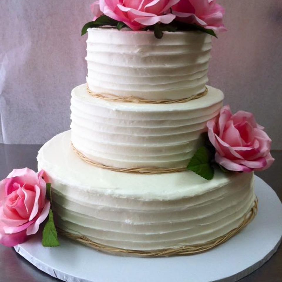 Duke bakery alton wedding cake5