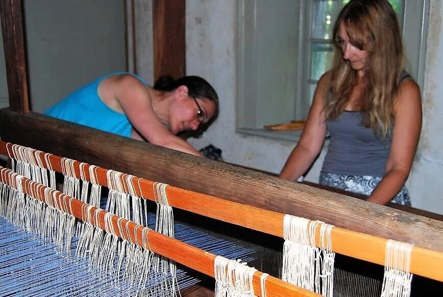 Nashoba weavers loom