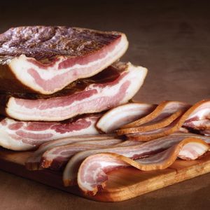 Thick sliced bacon 996 1