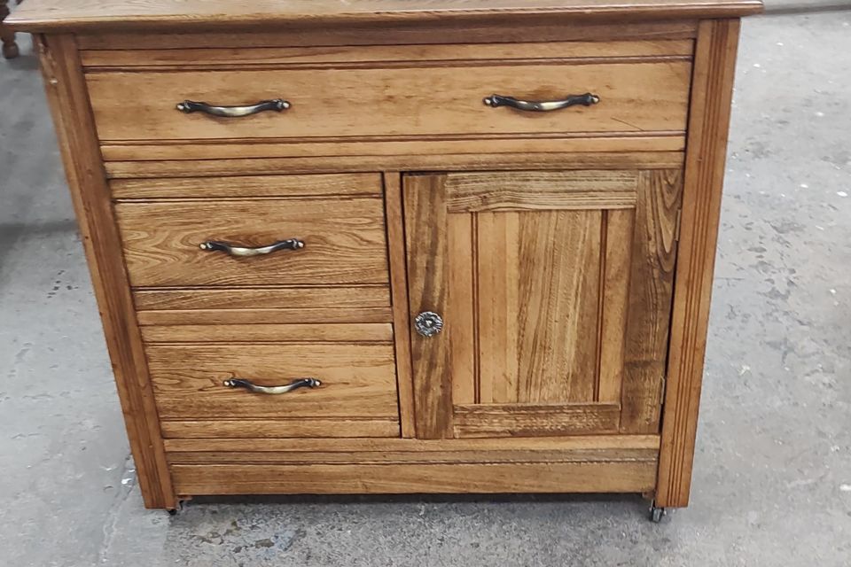 Antique restoration washstand lh