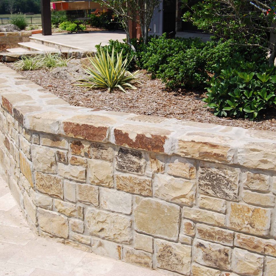 Glover flowerbed wall web320161003 722 6jy6a2