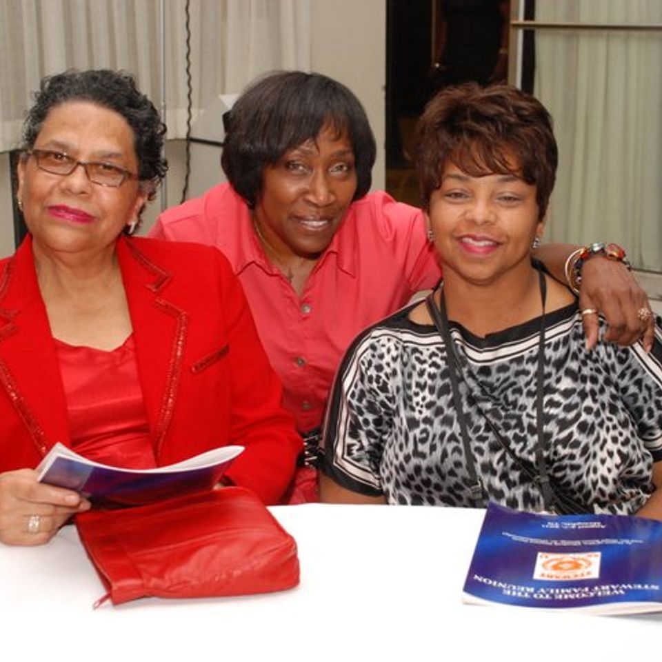 294651 1831387878472 8318119 n orig