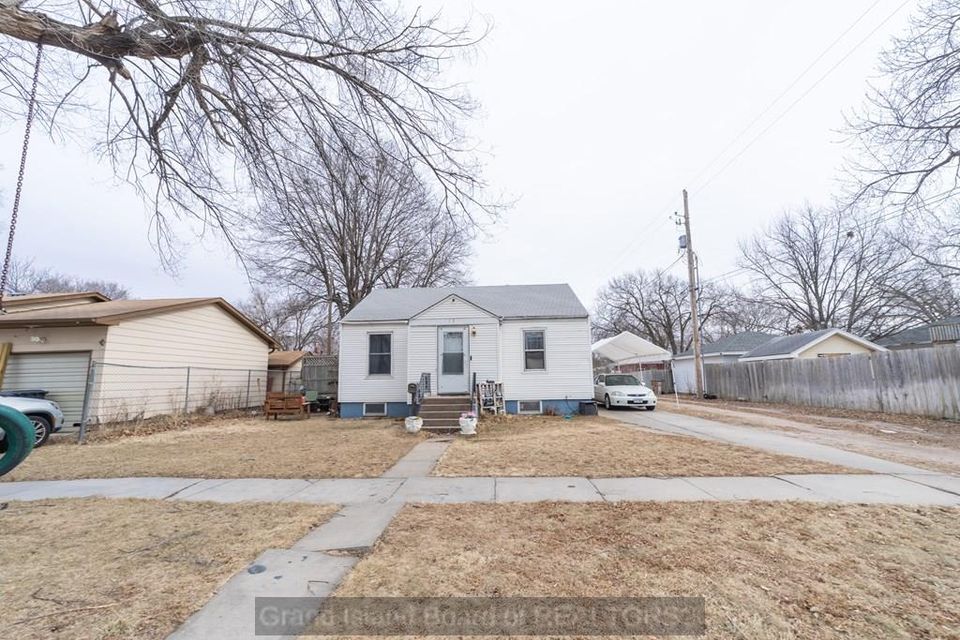 813 n adams grand island  ne 68803 e 4