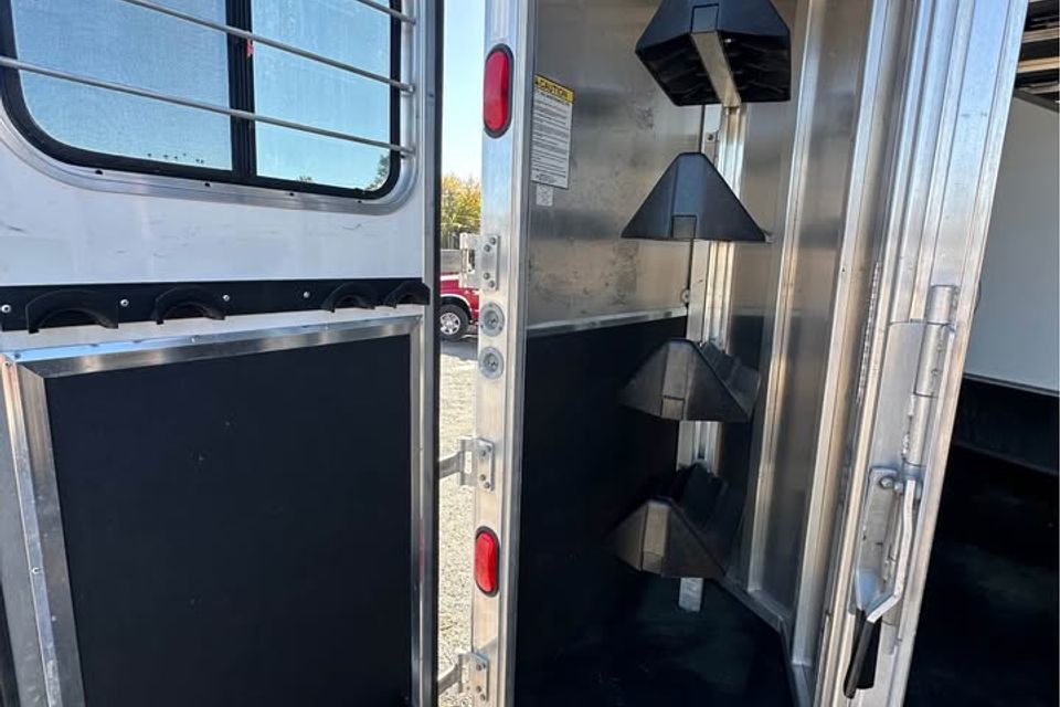 576749630 25734140599521846 2664009522961169974 n