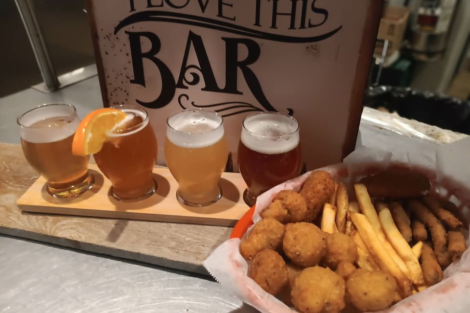 Fried mushrooms and drinks