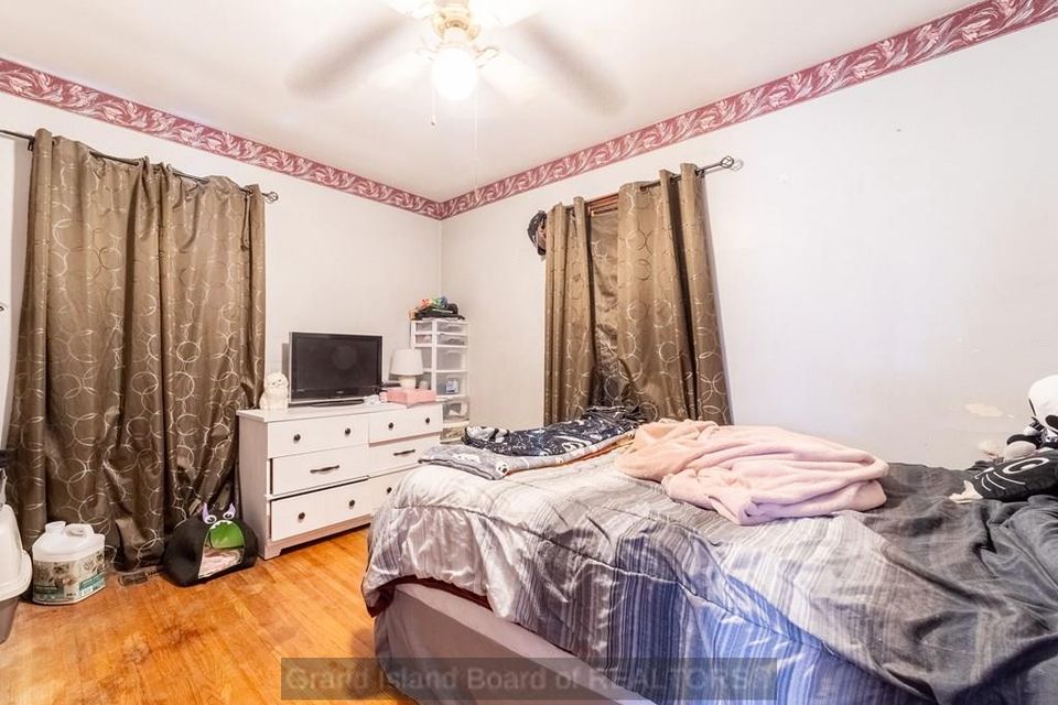 813 n adams grand island  ne 68803 b 5