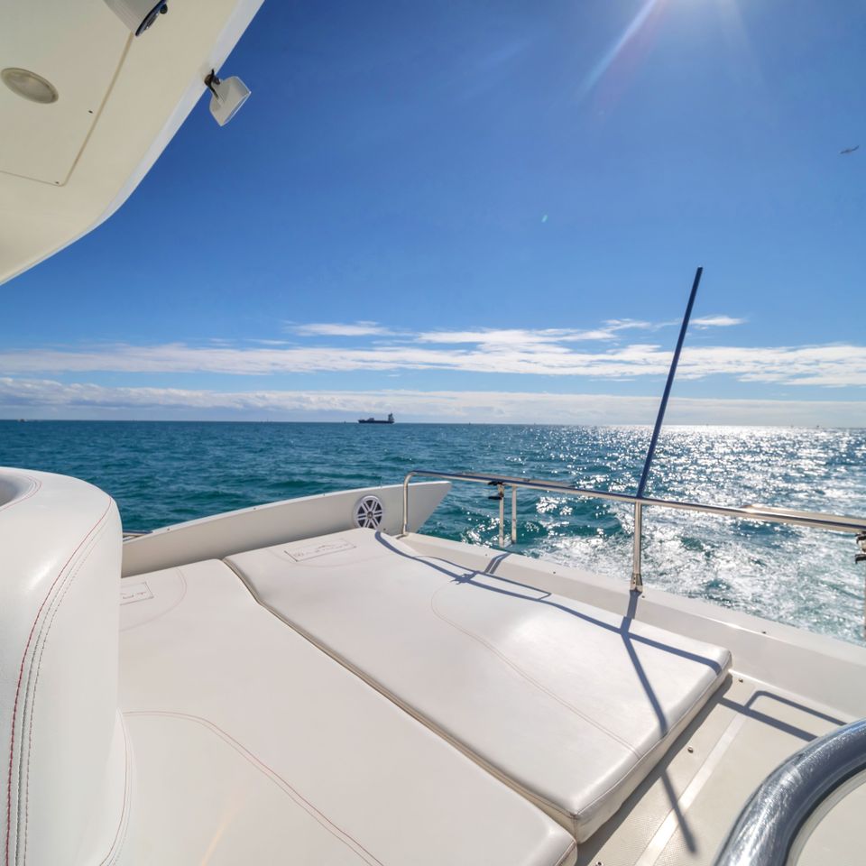 60 azimut flybridge 07