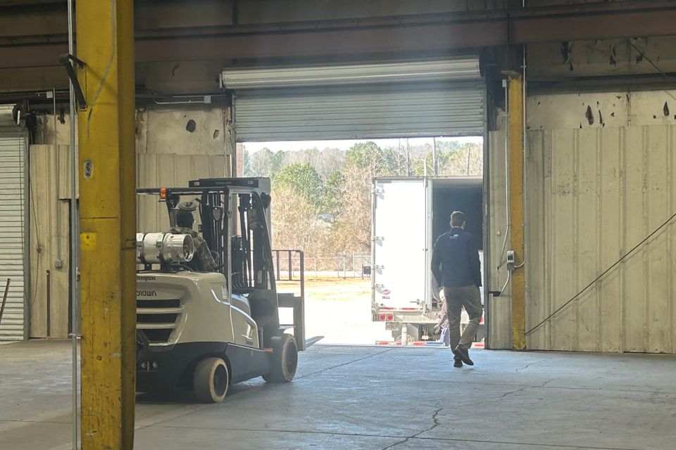 Fork lift