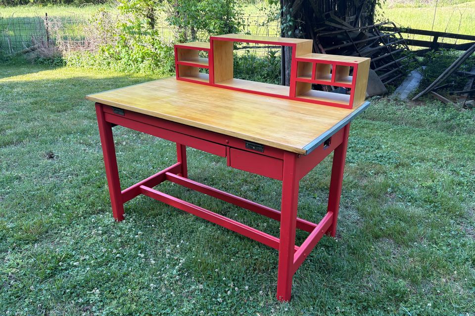 Drafting table gimlet